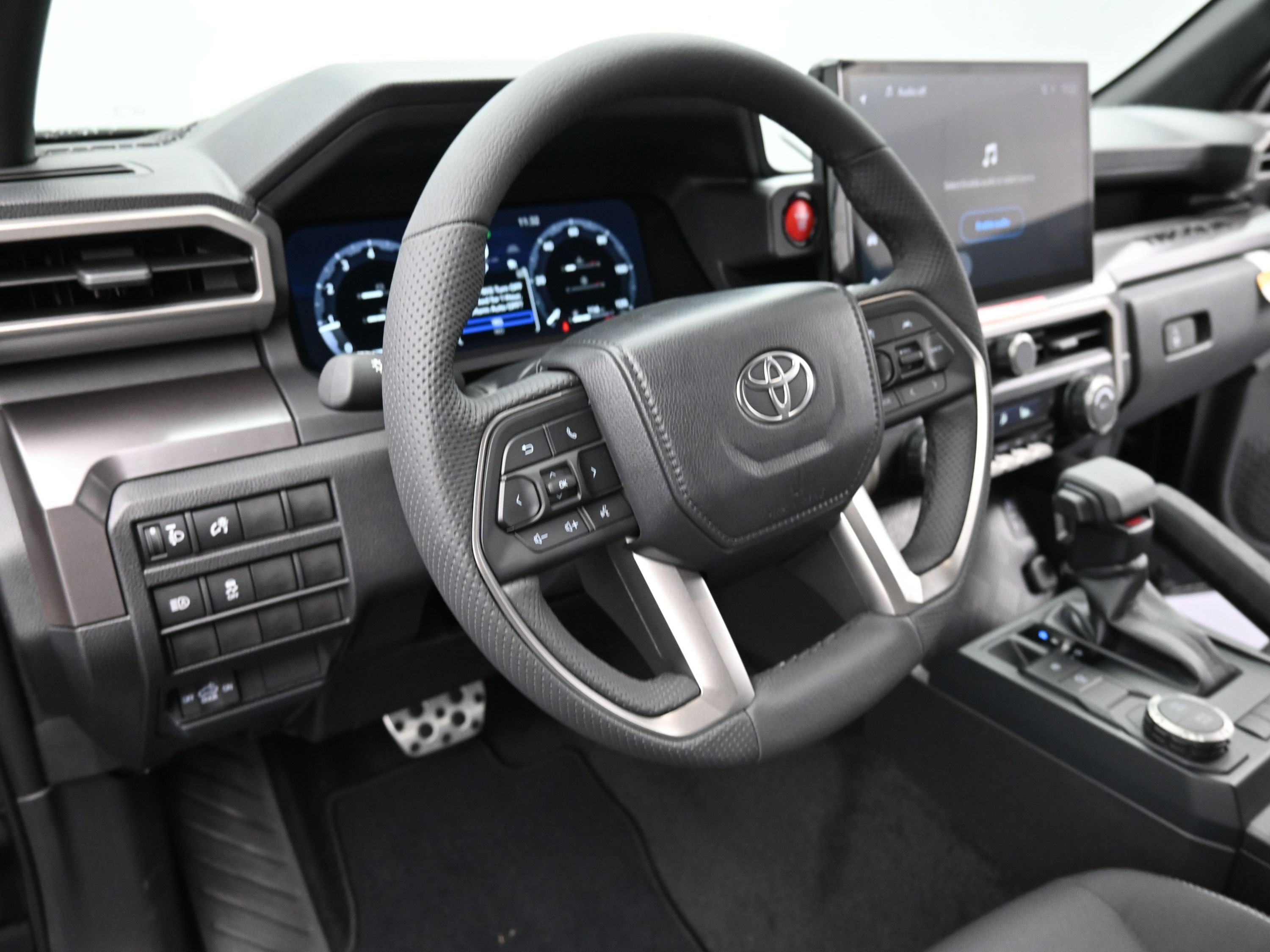 Certified 2025 Toyota Tacoma TRD Sport image 8