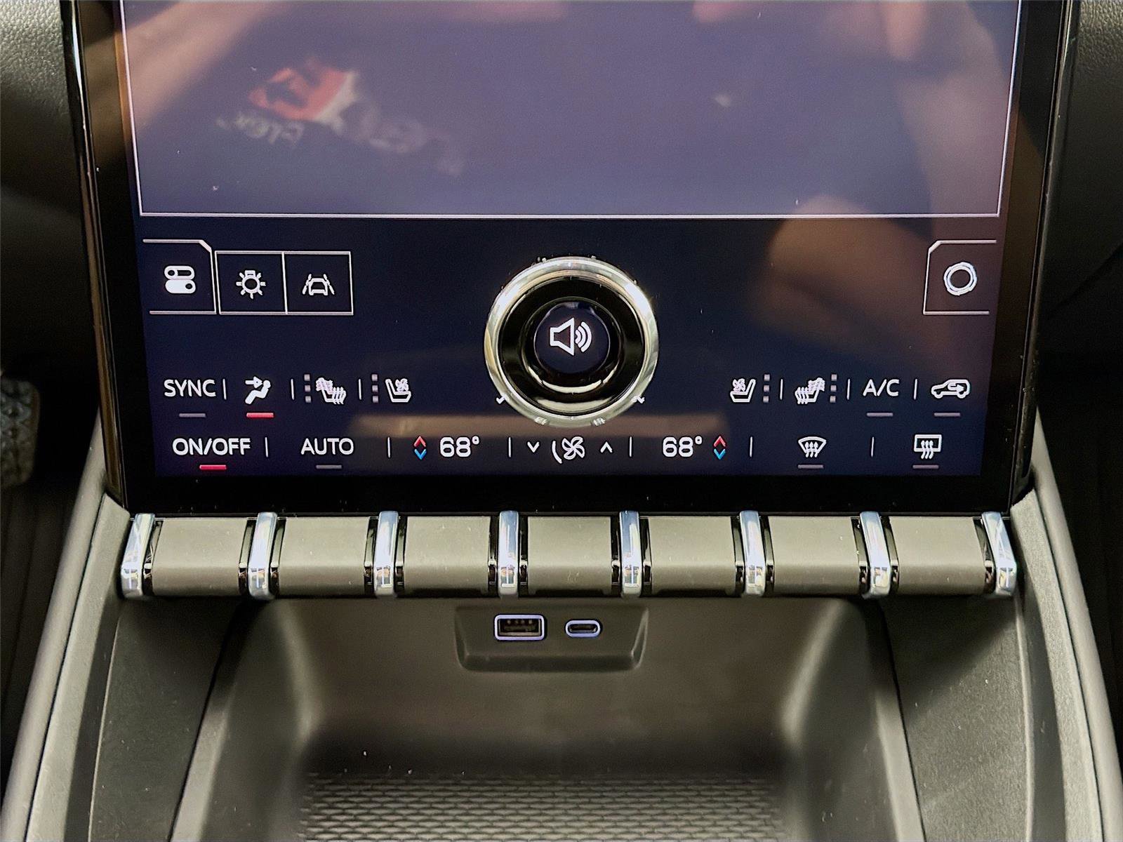 New 2026 GMC Terrain Elevation w/ Elevation Premium Package image 17