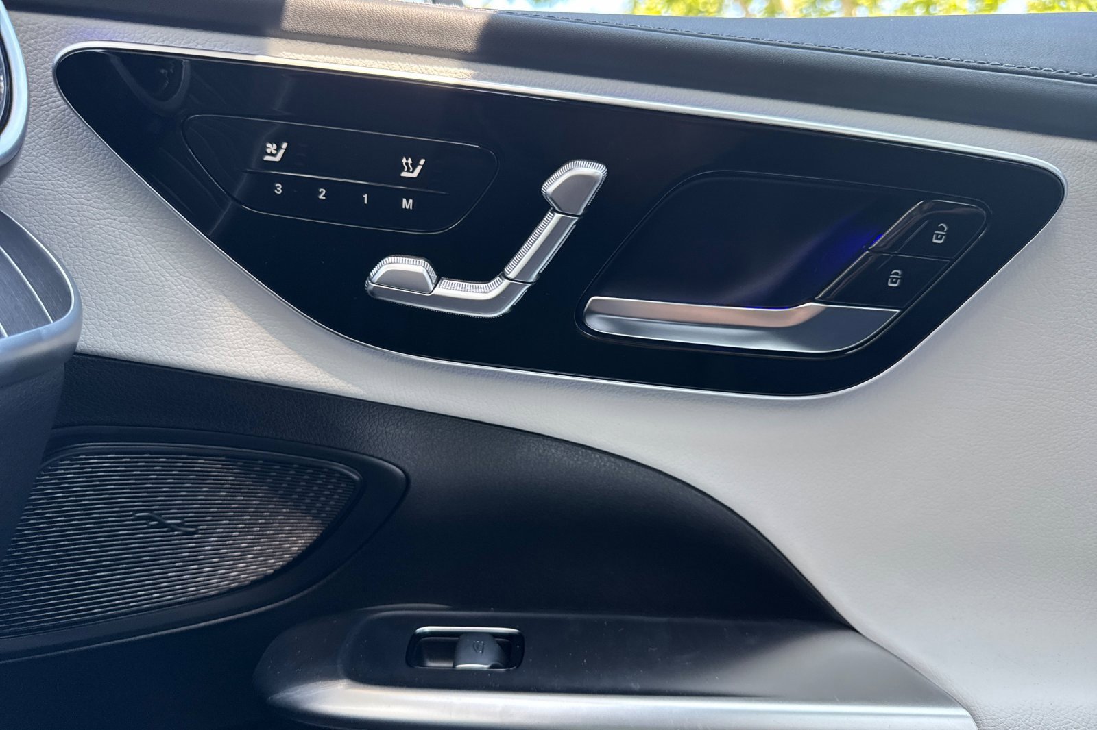 New 2025 Mercedes-Benz C 300 4MATIC Sedan image 20