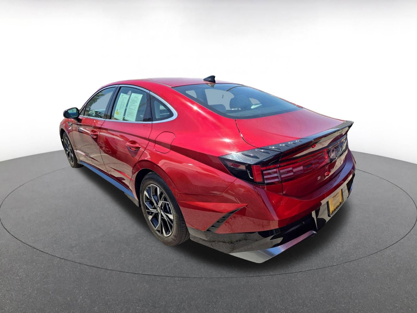 Used 2025 Hyundai Sonata SEL FWD image 7