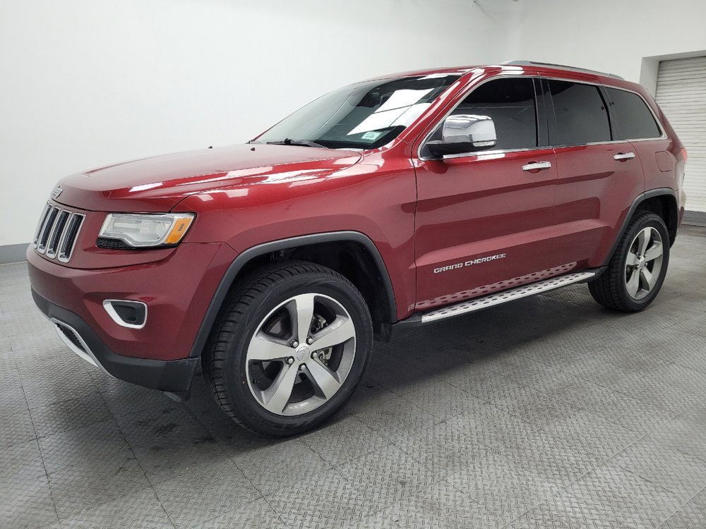 Used 2015 Jeep Grand Cherokee Limited w/ Luxury Group II image 2