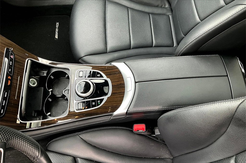 Used 2019 Mercedes-Benz GLC 300 4MATIC image 14