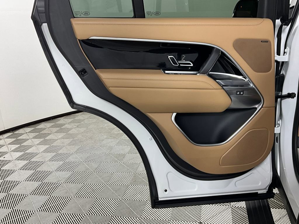 Certified 2023 Land Rover Range Rover SE AWD/4WD image 26