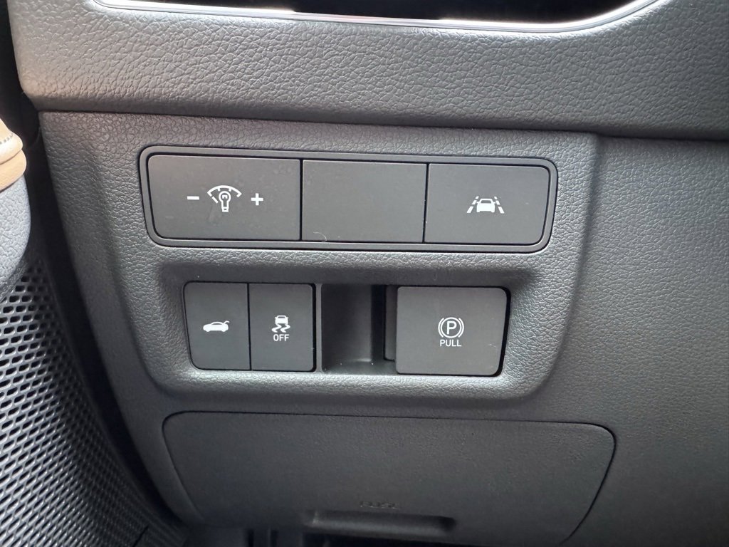 Used 2021 Hyundai Sonata Limited w/ Winter Weather Package image 36