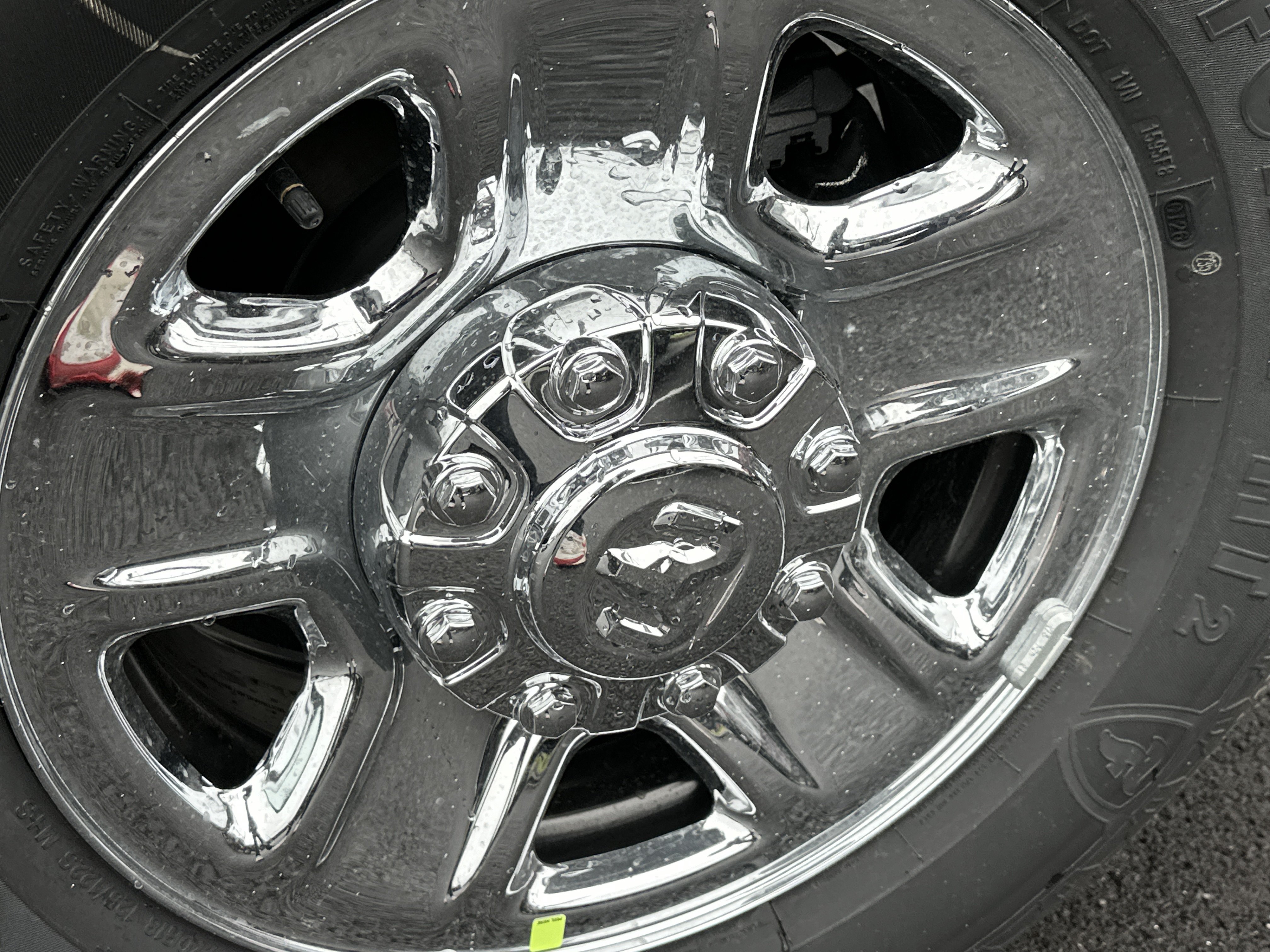 New 2026 RAM 2500 Tradesman w/ Chrome Appearance Group AWD/4WD image 32