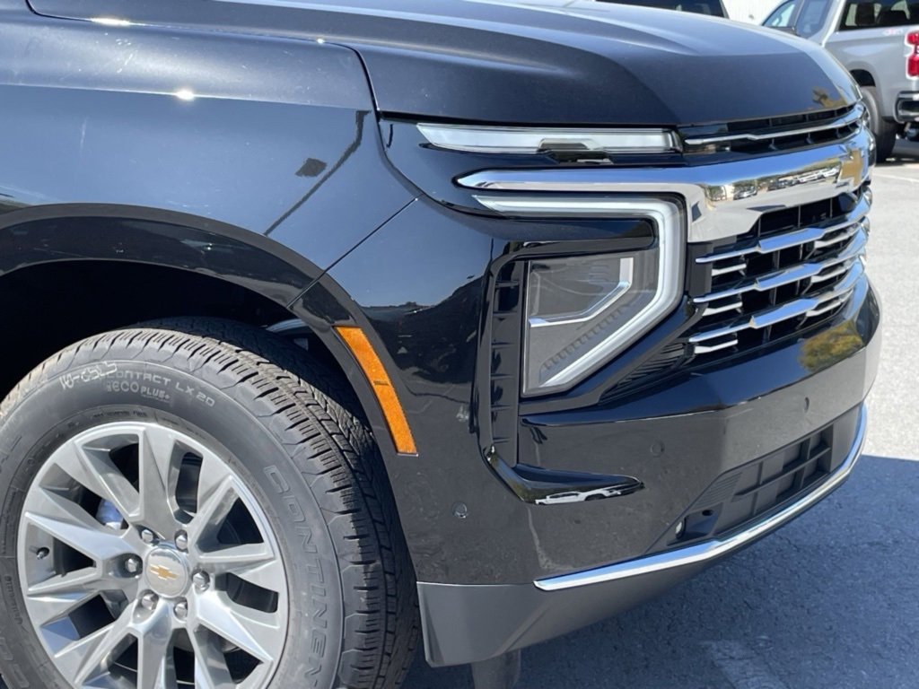 New 2026 Chevrolet Suburban Premier w/ Sun And Tow Package image 9