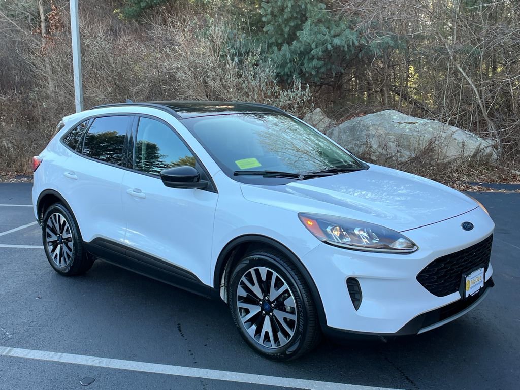 Used 2020 Ford Escape SE Sport image 6