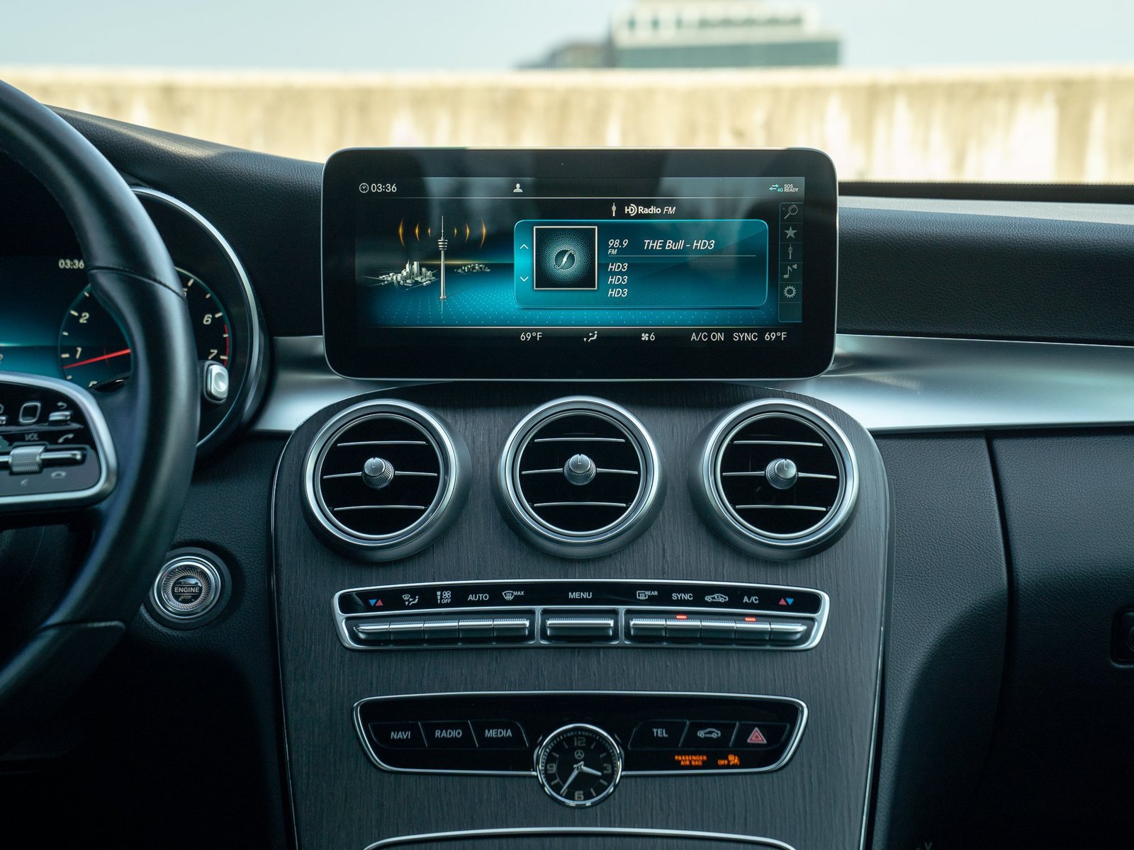 Certified 2019 Mercedes-Benz C 300 4MATIC Sedan image 16