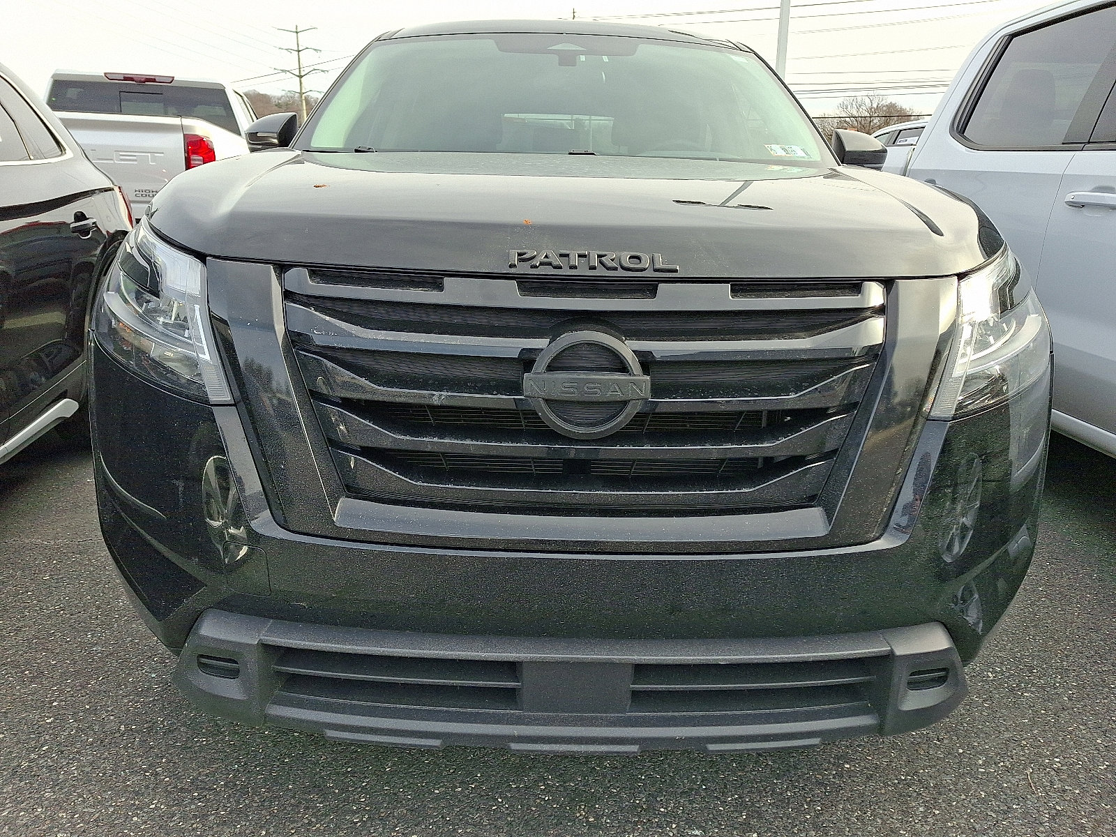 Used 2022 Nissan Pathfinder S image 2