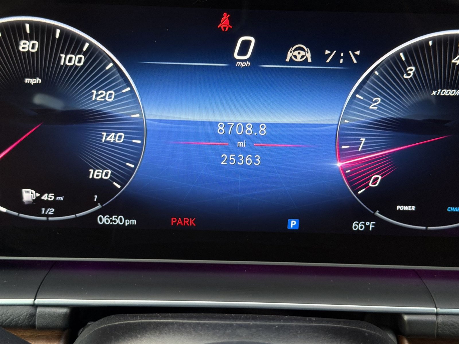 Used 2024 Mercedes-Benz GLS 580 4MATIC image 17