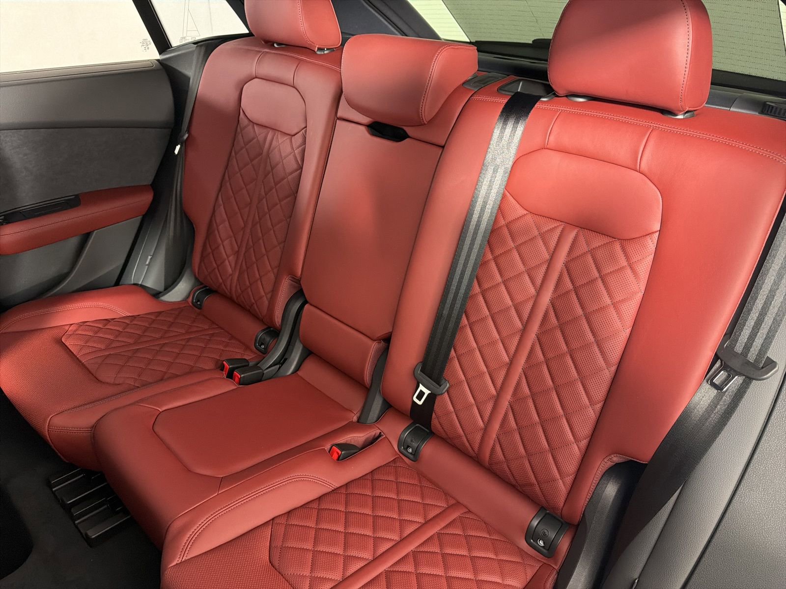 New 2026 Audi SQ8 Prestige image 14