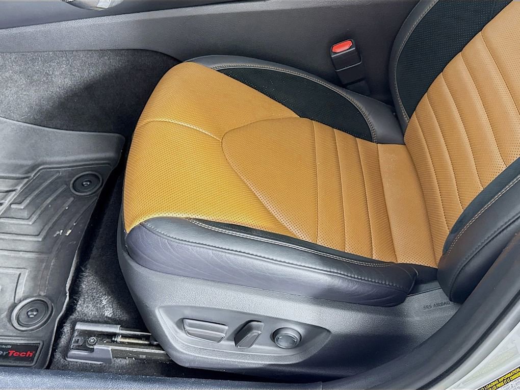 Used 2021 Toyota Avalon XSE image 26