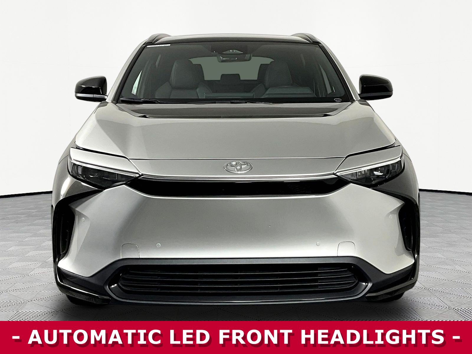 Used 2025 Toyota bZ4X FWD w/ Weather Package image 2