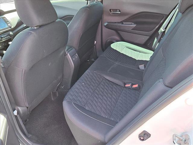 Used 2022 Nissan Kicks SV FWD image 17