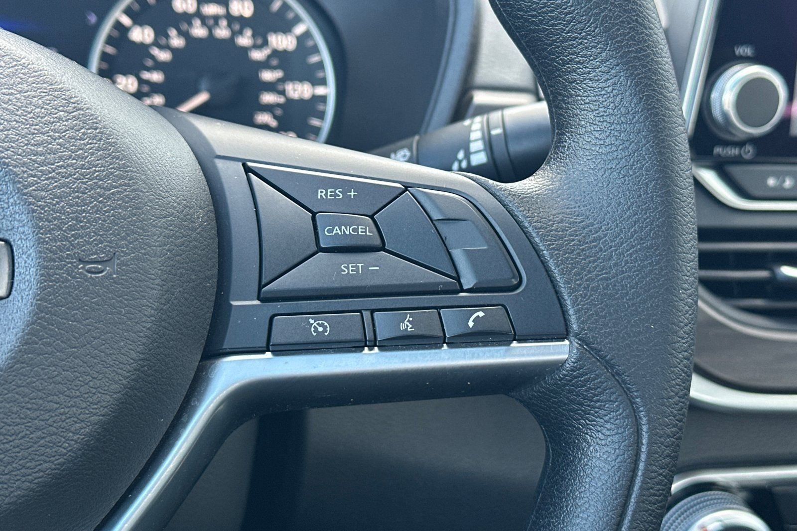 Certified 2025 Nissan Altima 2.5 SV image 27