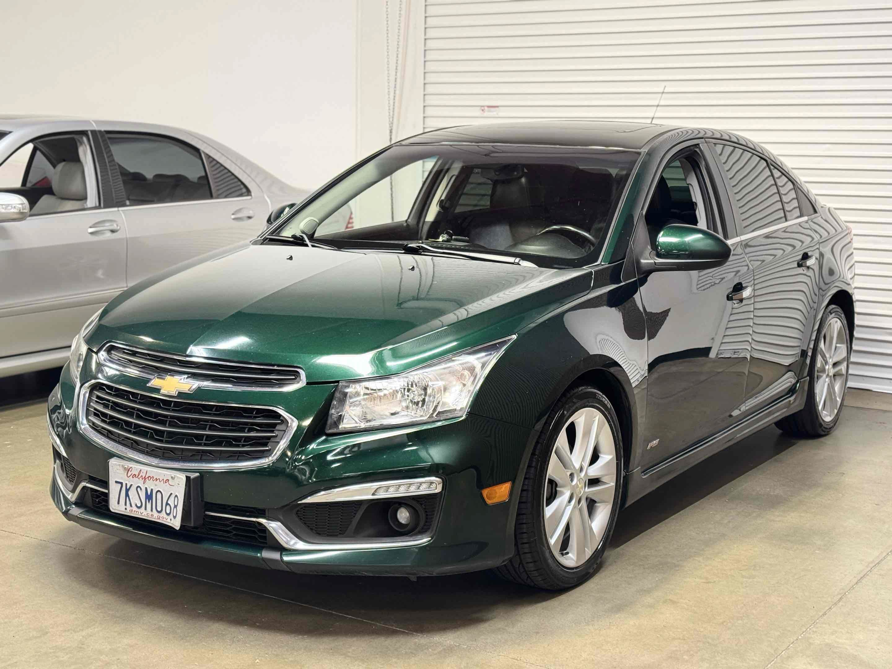 Used 2015 Chevrolet Cruze LTZ w/ Sun, Sound and Sport Package FWD image 3