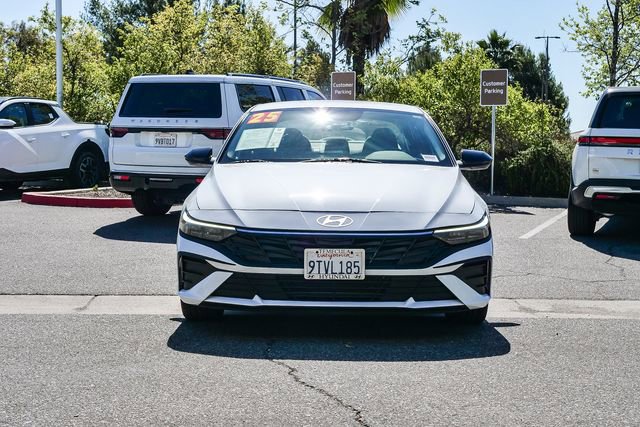 Certified 2025 Hyundai Elantra Sport image 2
