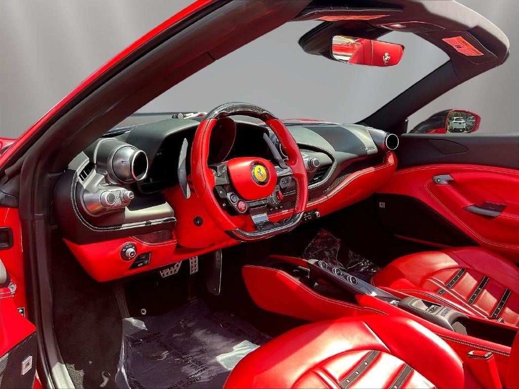 Used 2022 Ferrari F8 Tributo RWD image 15