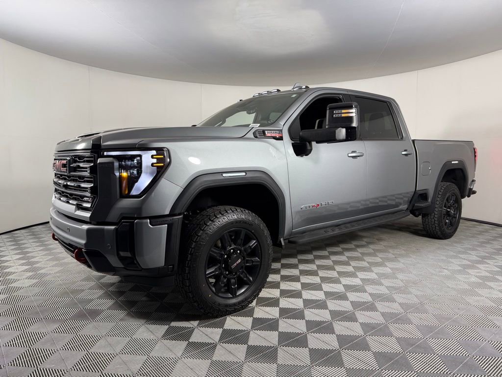Used 2024 GMC Sierra 2500 AT4 w/ AT4 Premium Plus Package AWD/4WD image 4