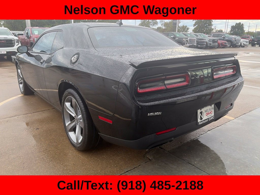 Used 2017 Dodge Challenger R/T w/ Sound Group RWD image 4