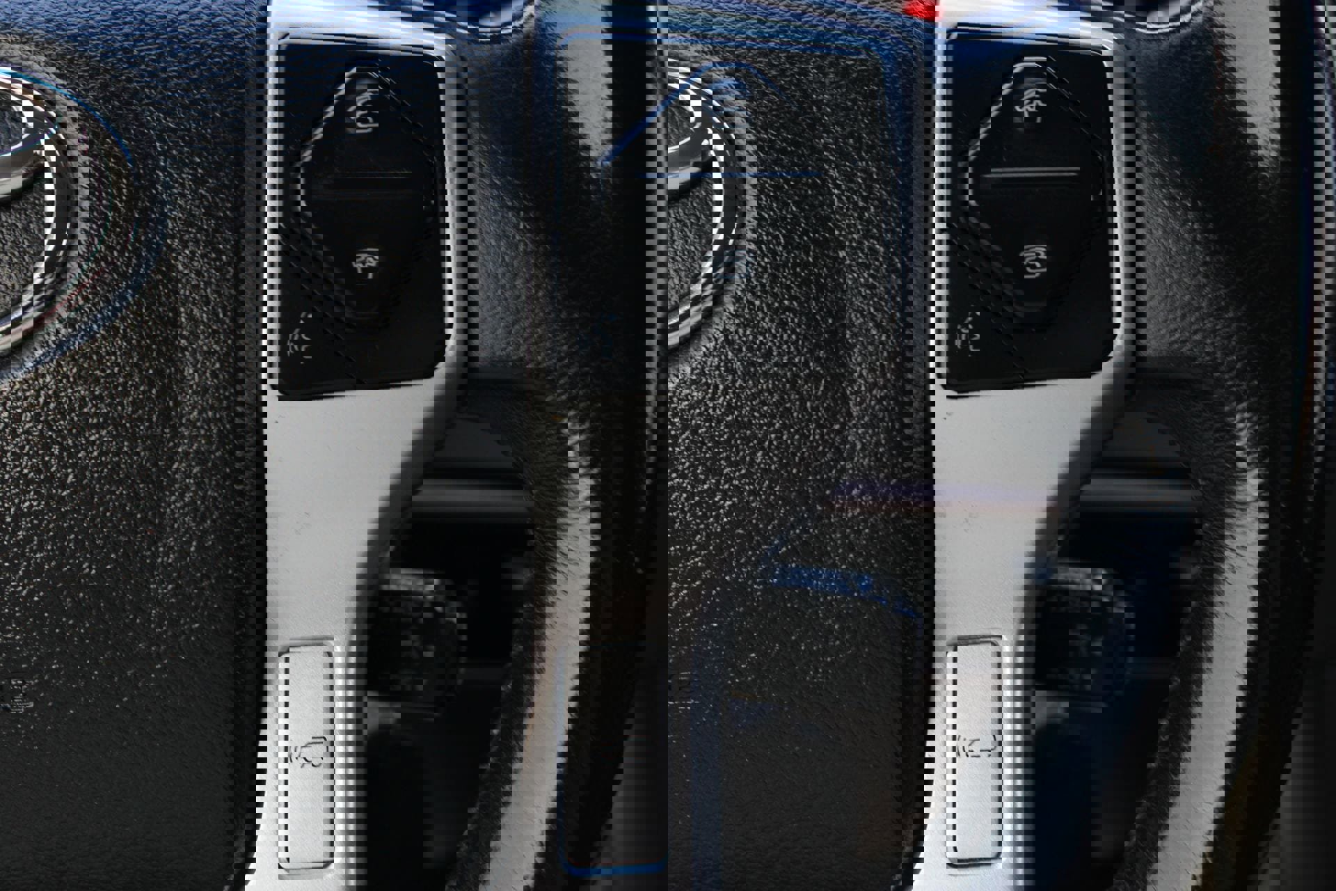 Used 2016 Toyota Sequoia Platinum image 24