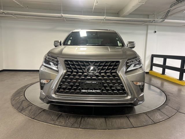 Used 2023 Lexus GX 460 Luxury w/ Sport Design Package AWD/4WD image 3