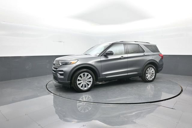 Certified 2023 Ford Explorer Limited w/ Limited Technology Package image 4