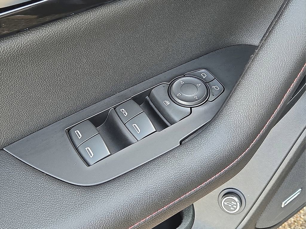 Used 2025 Chevrolet Blazer RS image 24