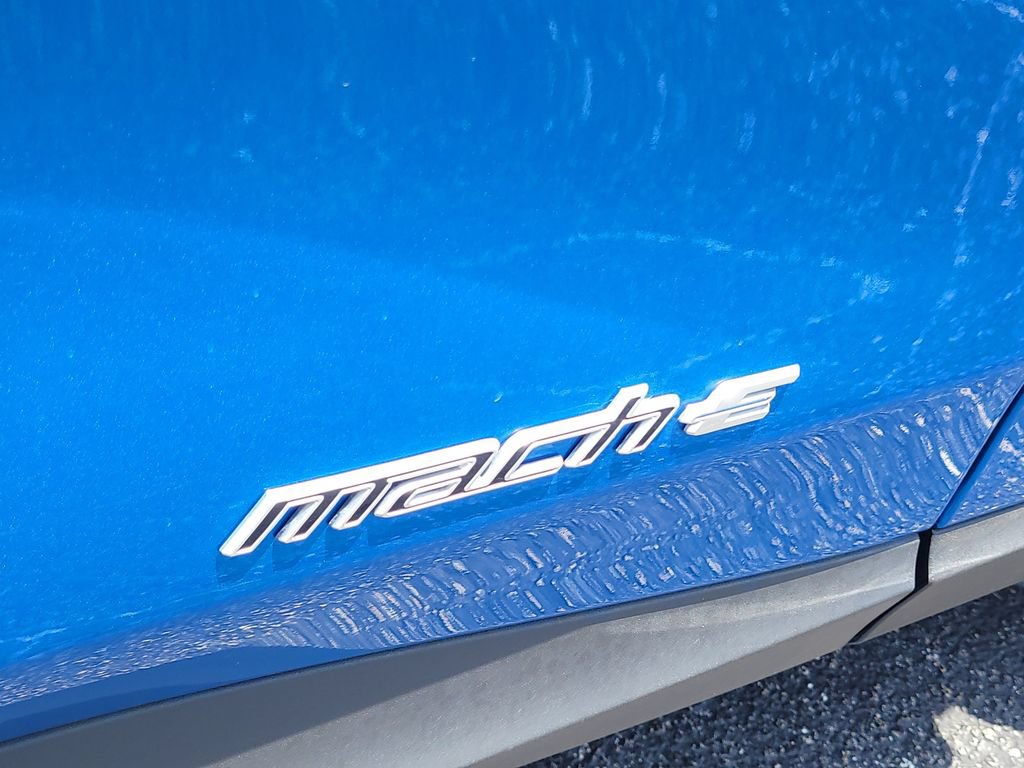 Certified 2025 Ford Mustang Mach-E Premium RWD image 6