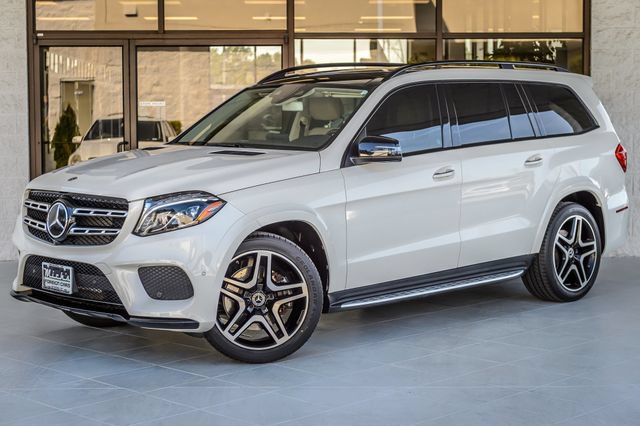 Used 2018 Mercedes-Benz GLS 550 4MATIC image 2