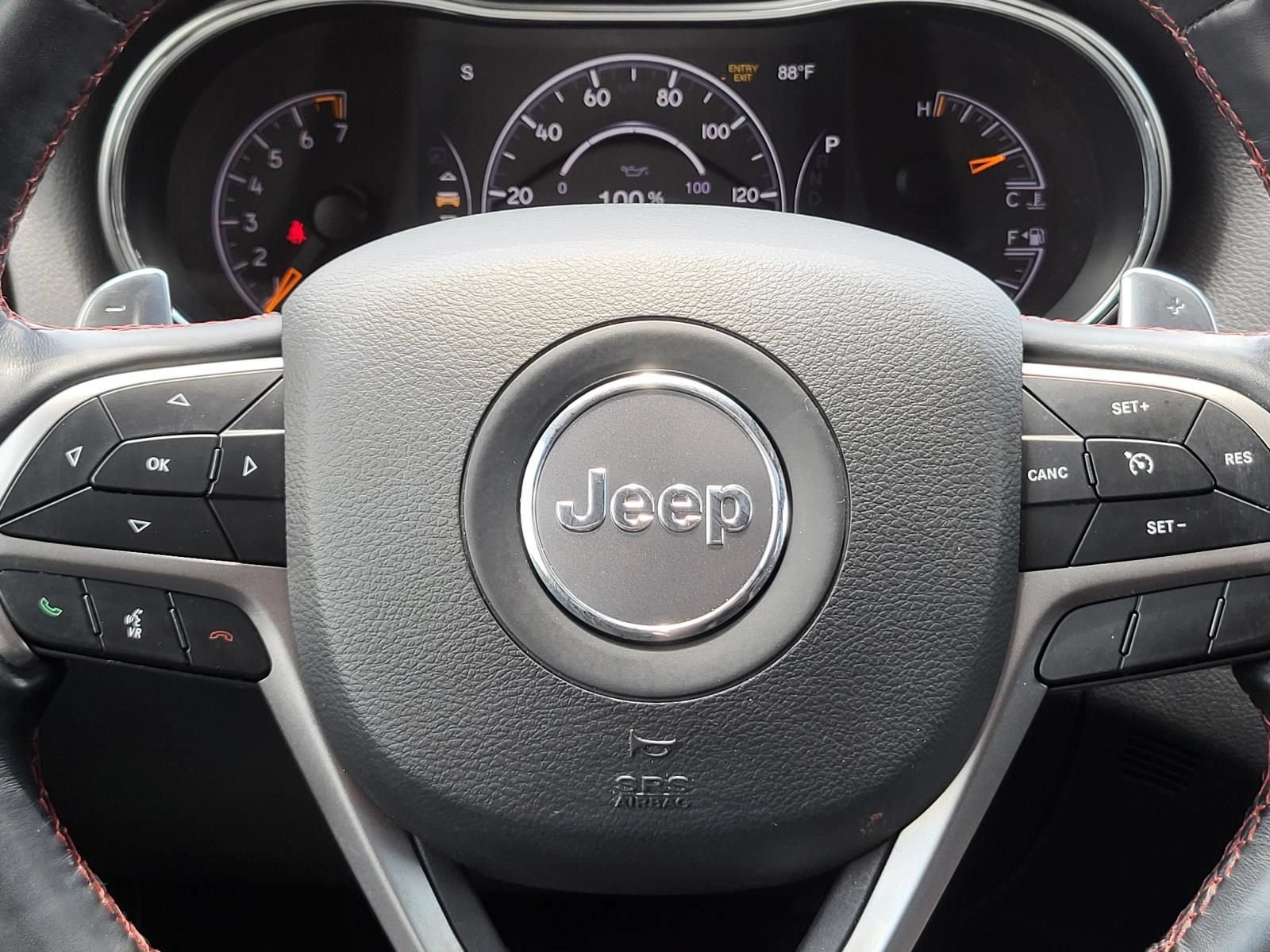 Used 2021 Jeep Grand Cherokee Trailhawk AWD/4WD image 30