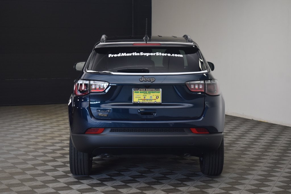 New 2026 Jeep Compass Limited AWD/4WD image 12