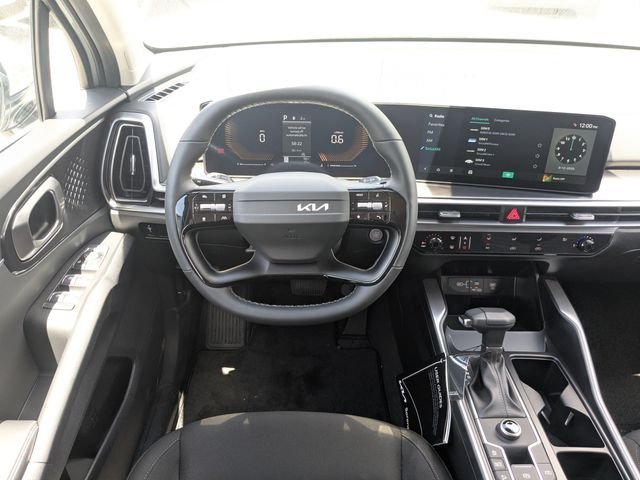 New 2026 Kia Sorento LX FWD image 18