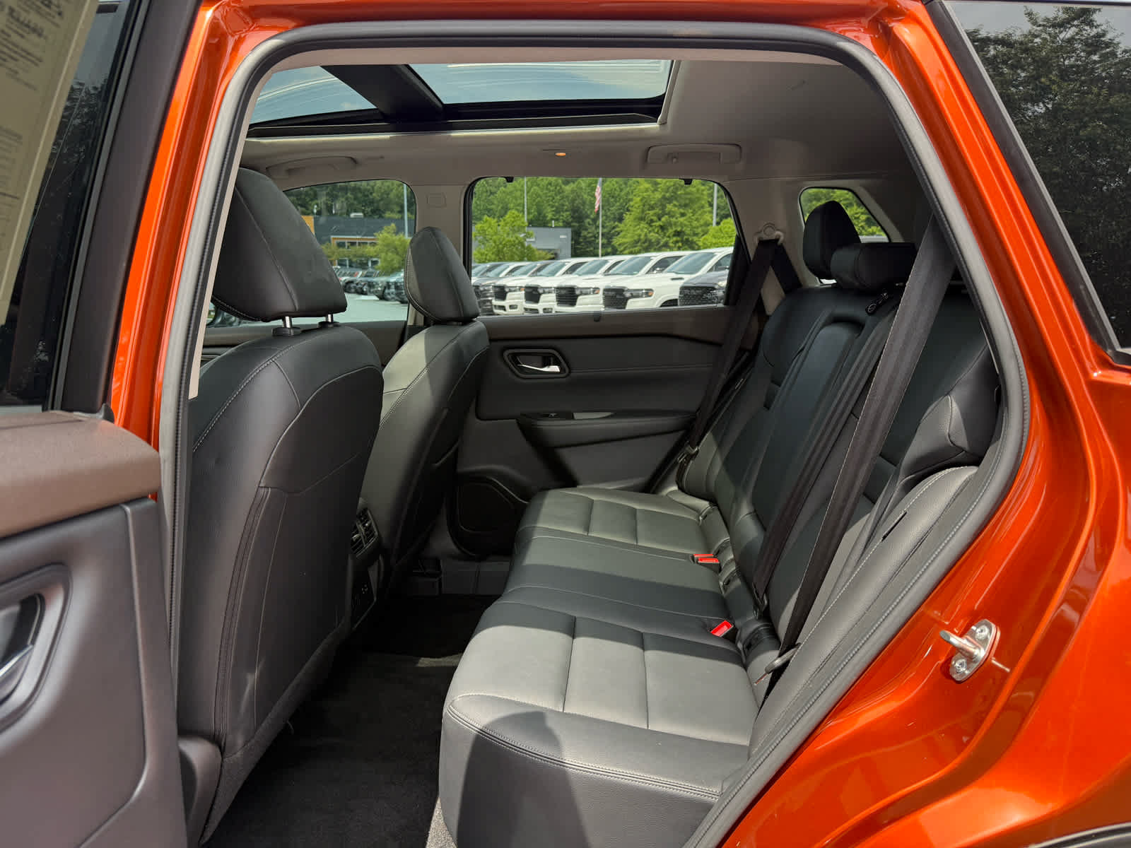 Used 2023 Nissan Rogue SL w/ SL Premium Package AWD/4WD image 26