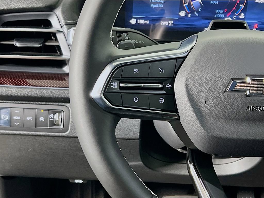 New 2026 Chevrolet Traverse Z71 w/ Enhanced Driving Package AWD/4WD image 10