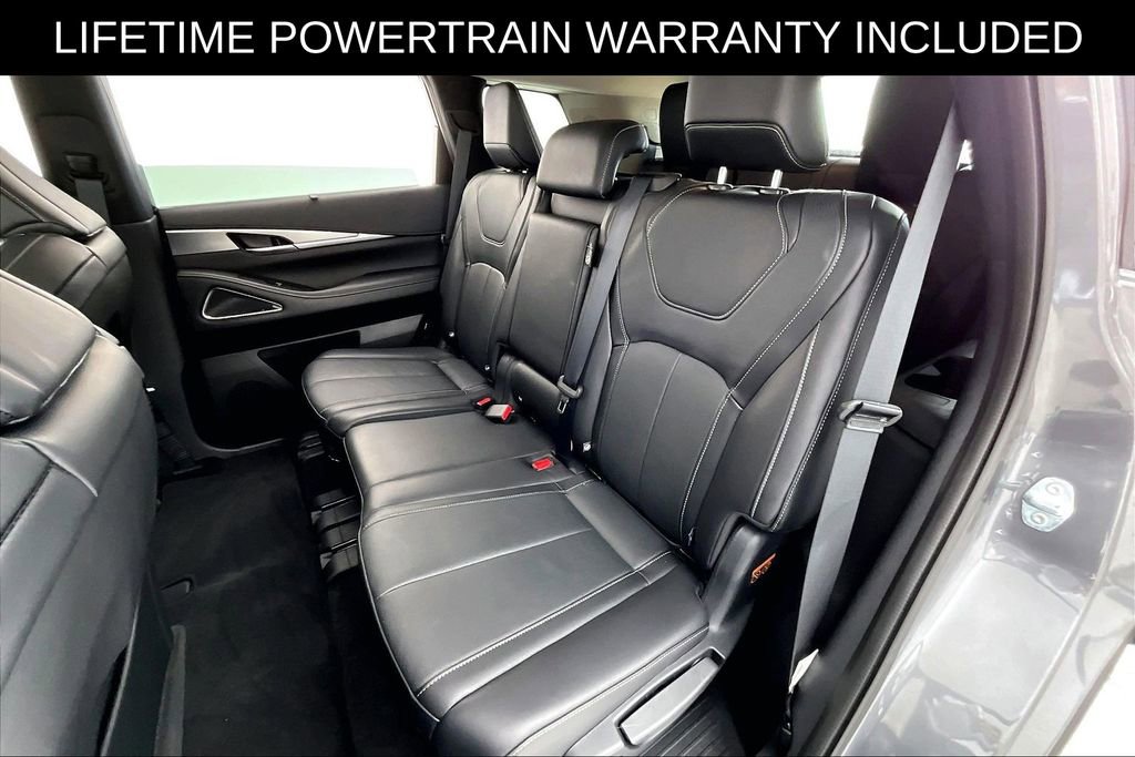 Certified 2025 INFINITI QX60 Luxe FWD image 35