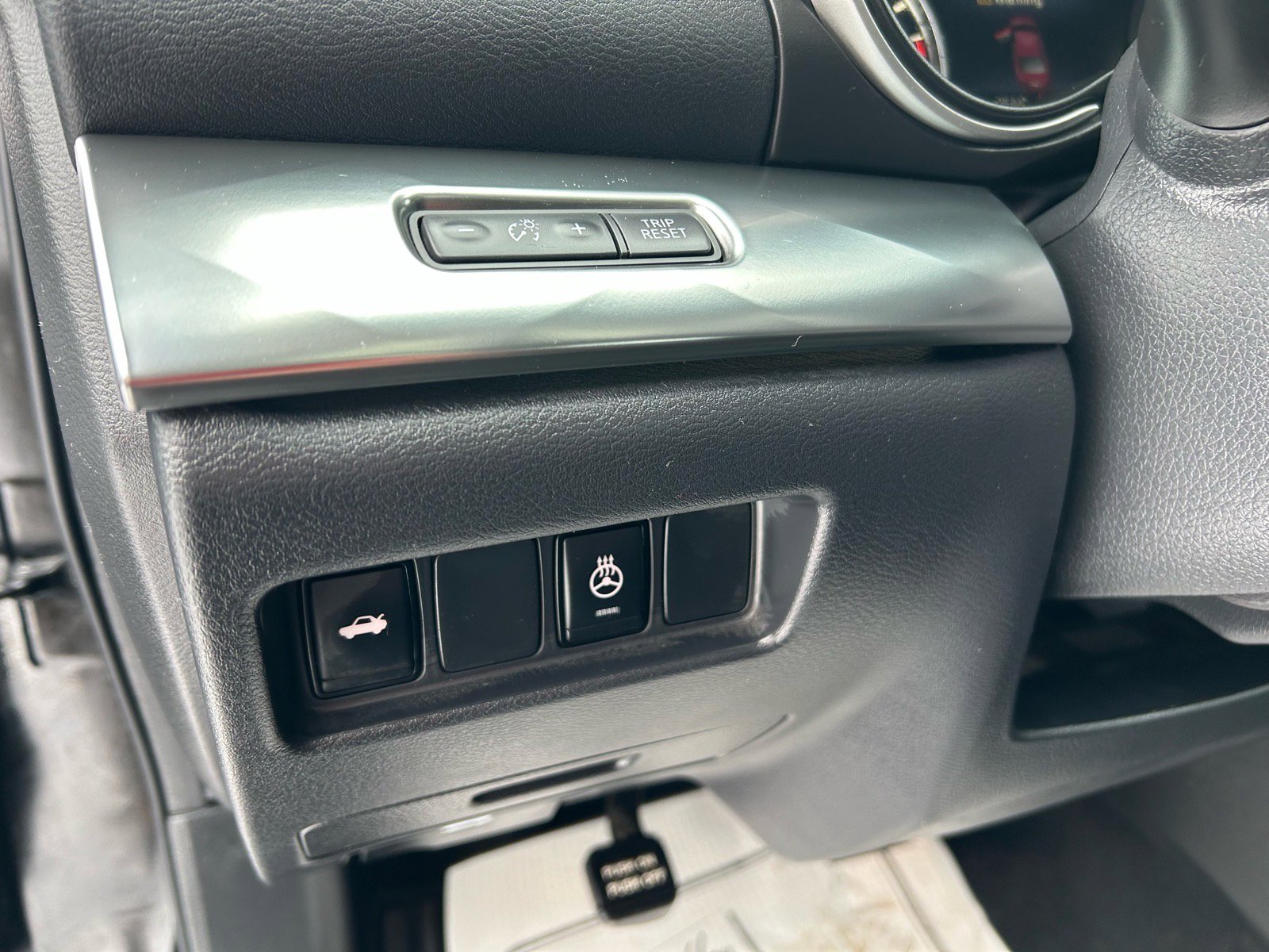 Used 2023 Nissan Maxima SL image 21