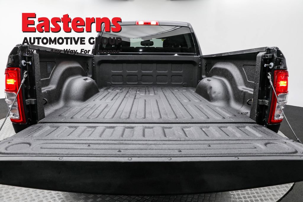 Used 2024 RAM 2500 Big Horn w/ Bed Utility Group image 9