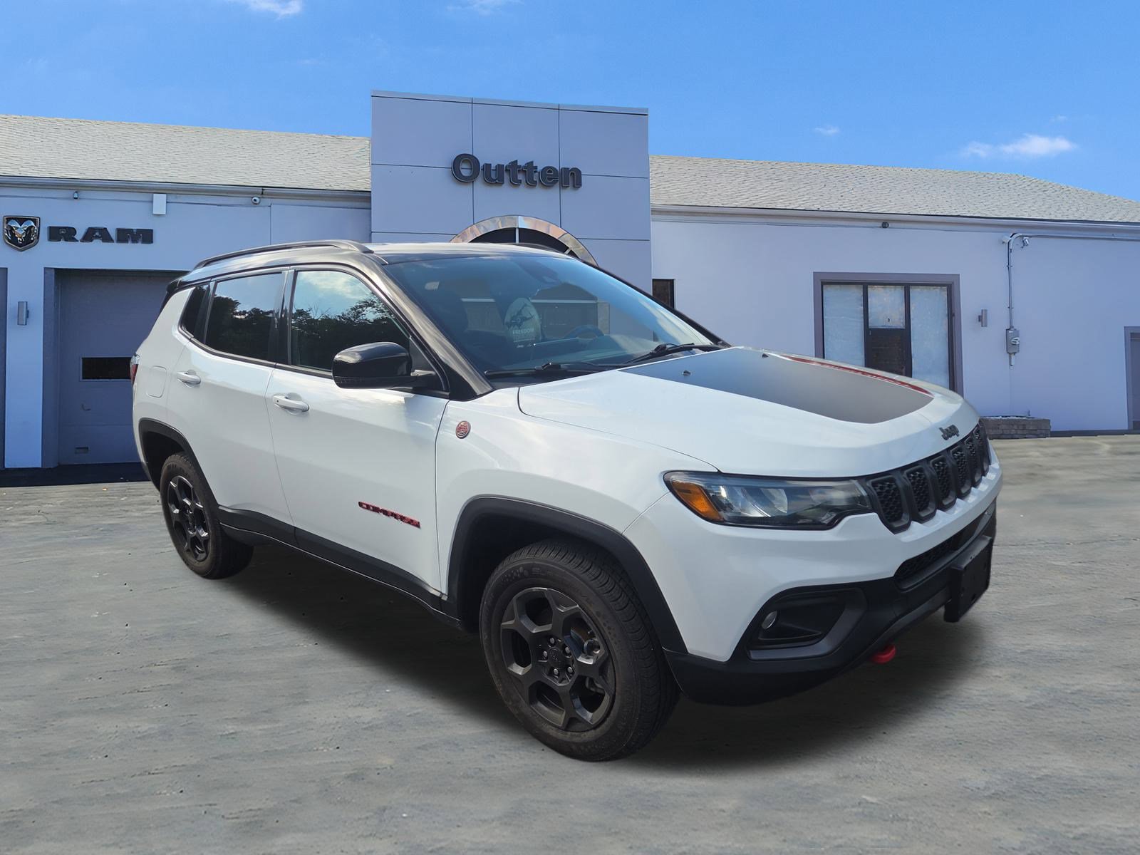 Used 2023 Jeep Compass Trailhawk