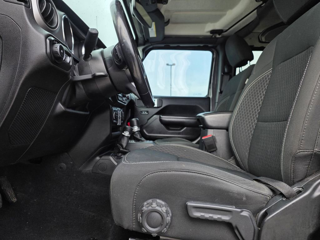 Used 2021 Jeep Wrangler Unlimited Sport image 11