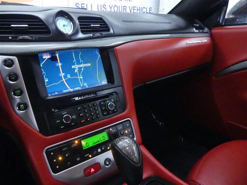 Used 2013 Maserati GranTurismo Sport image 9