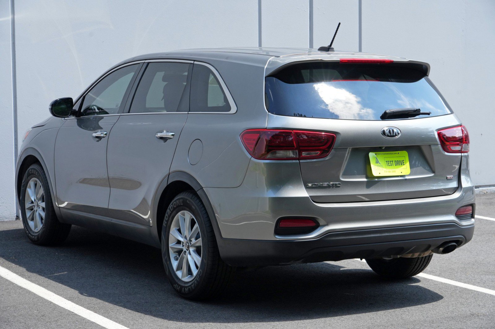 Used 2019 Kia Sorento FWD image 40