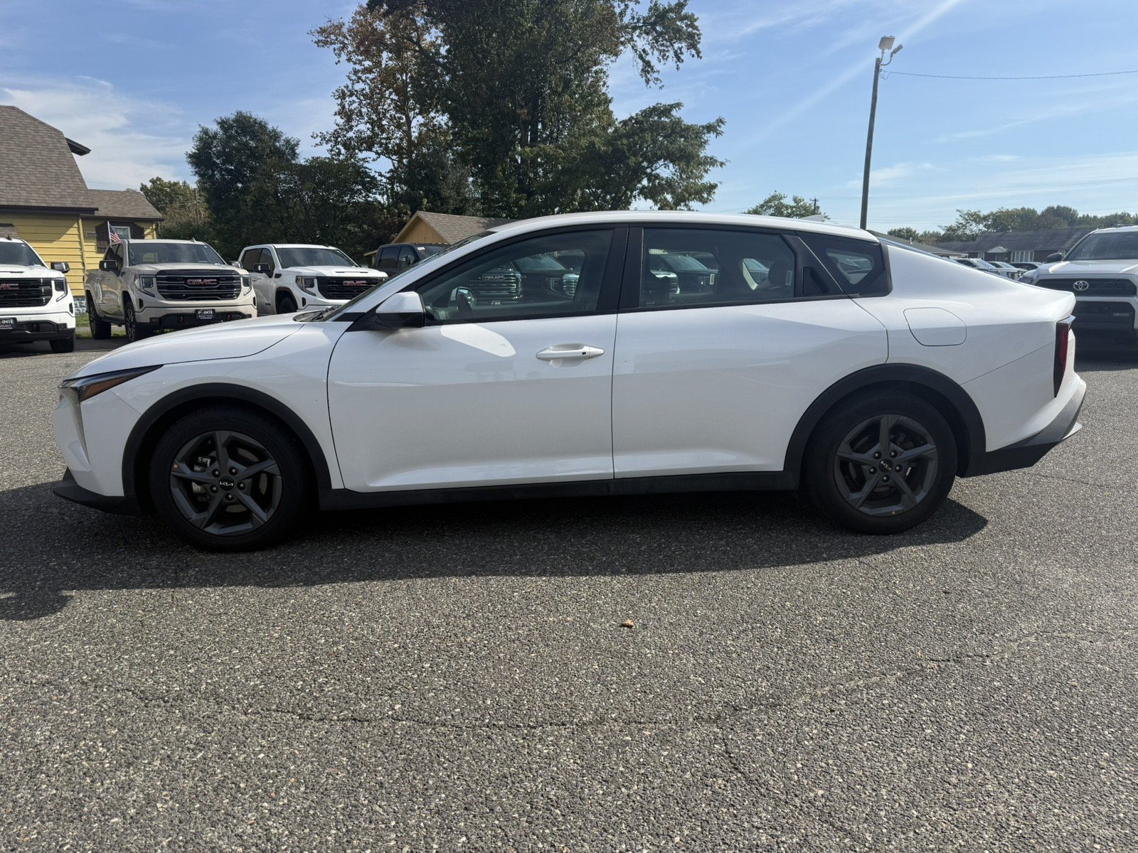 Used 2025 Kia K4 FWD image 6