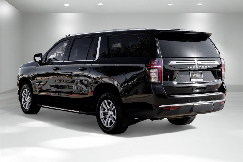 Used 2022 Chevrolet Suburban LT image 8