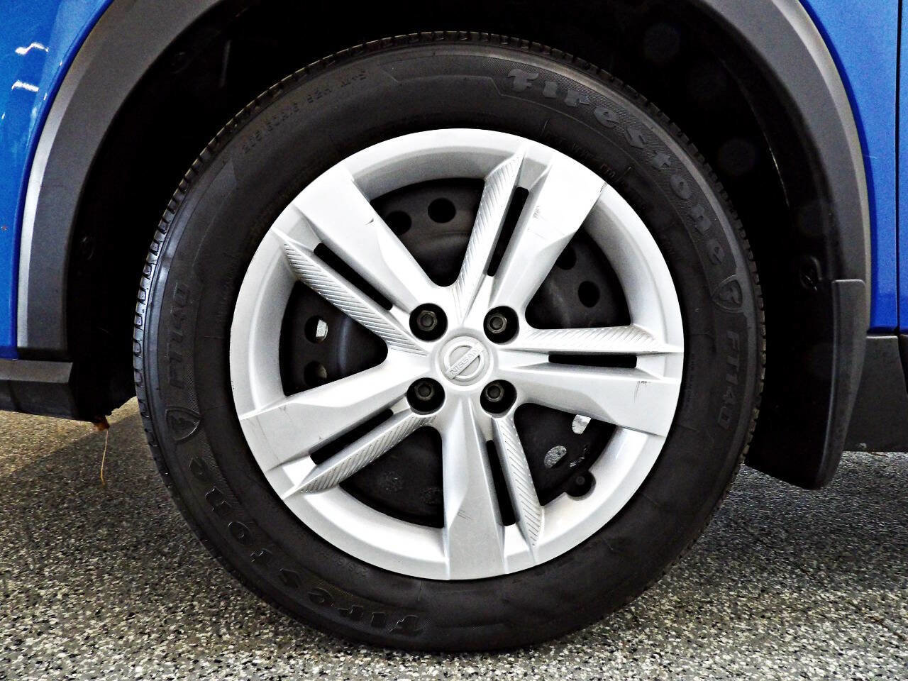 Used 2024 Nissan Kicks S image 21