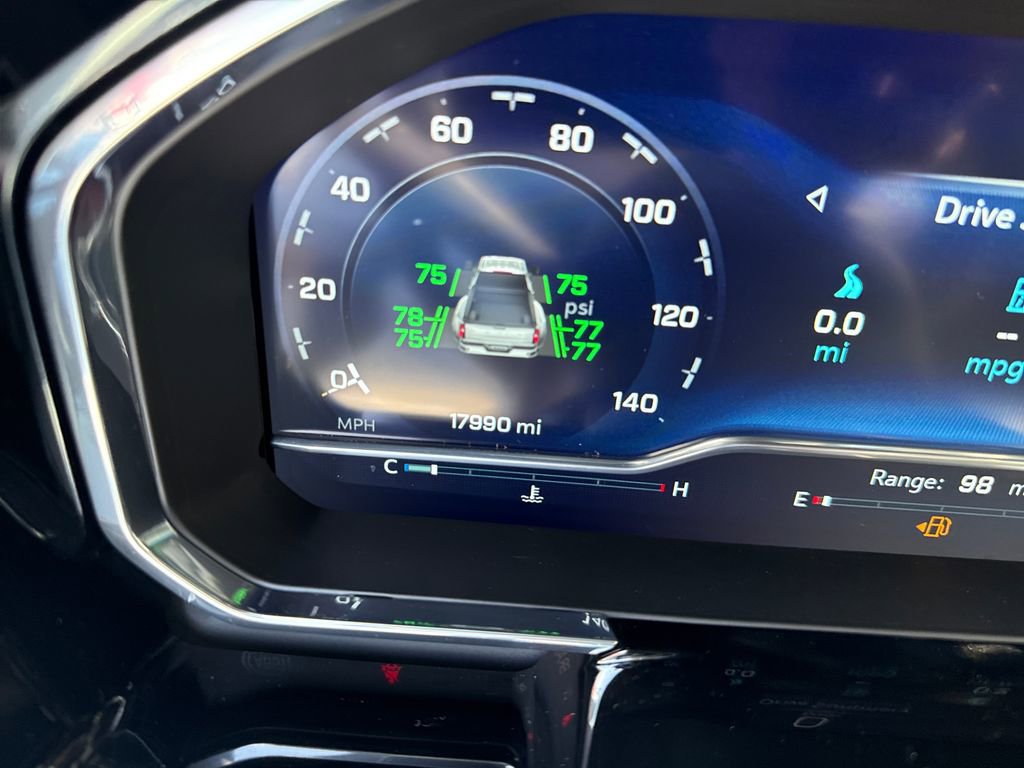 Used 2024 Chevrolet Silverado 3500 LT w/ Convenience Package AWD/4WD image 20