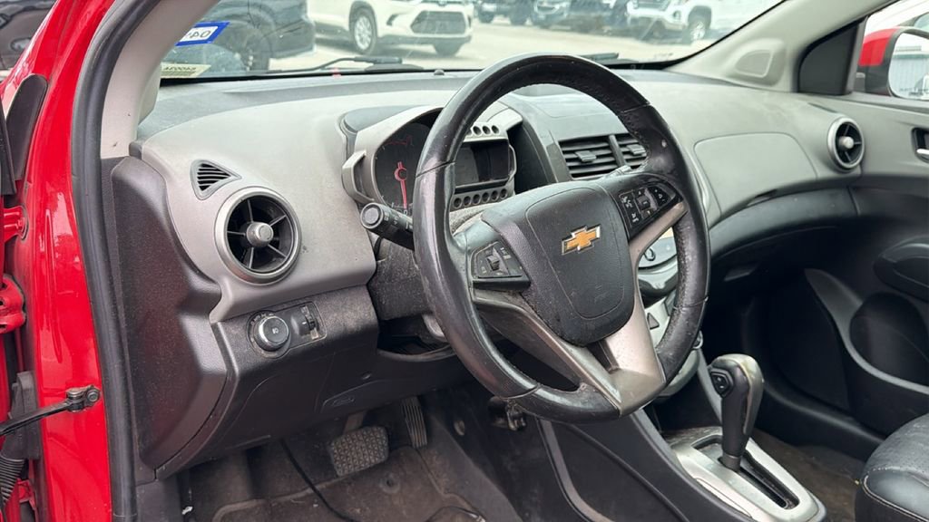 Used 2015 Chevrolet Sonic LTZ FWD image 10