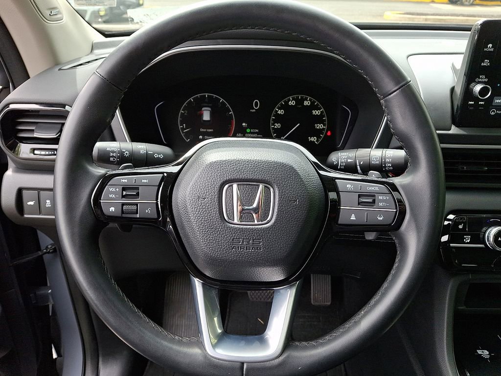 Used 2023 Honda Pilot Touring image 20