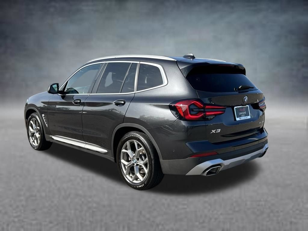 Used 2024 BMW X3 sDrive30i w/ Convenience Package RWD image 3