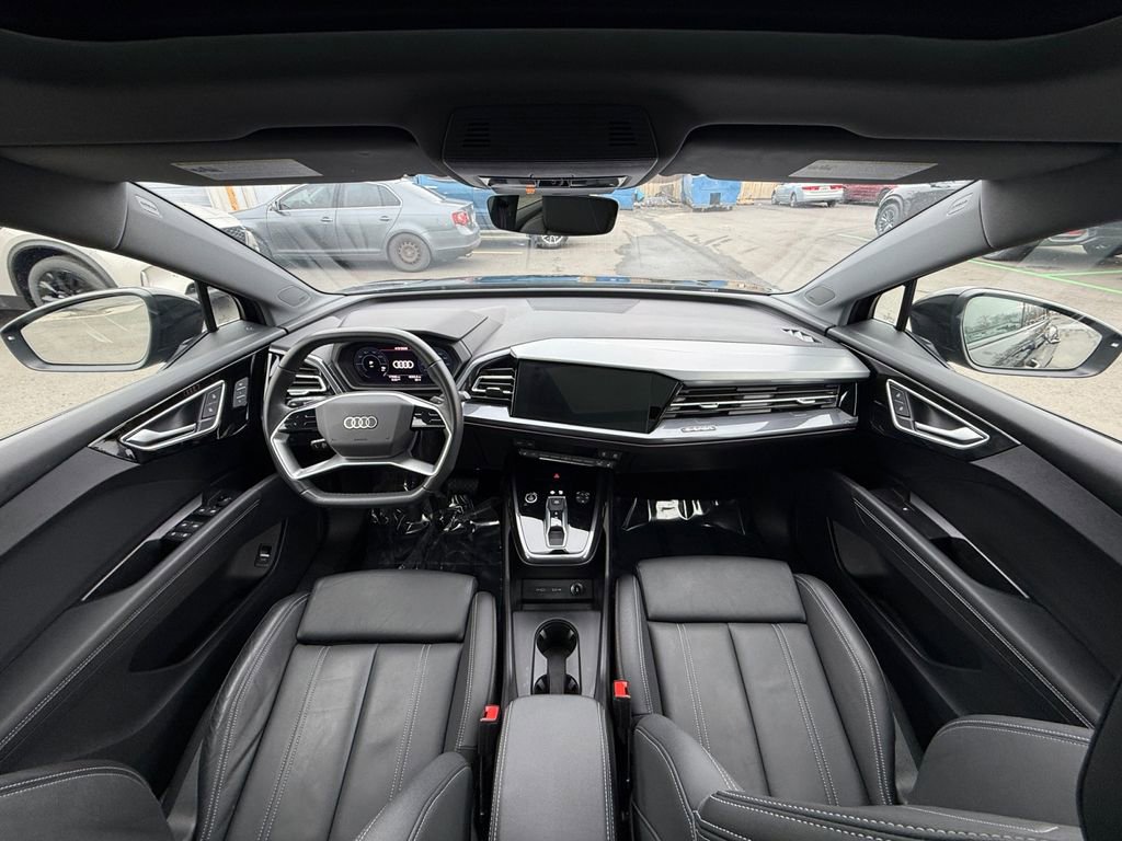 Used 2022 Audi Q4 e-tron Premium Plus image 21